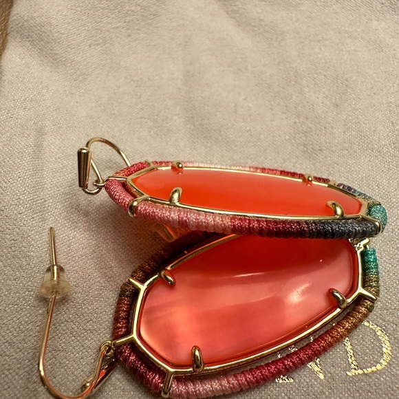 Kendra Scott Elle - Picture 3 of 3